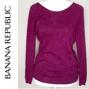 Banana Republic Monochromatic Floral Print Magenta sweater with Scoop Back Small